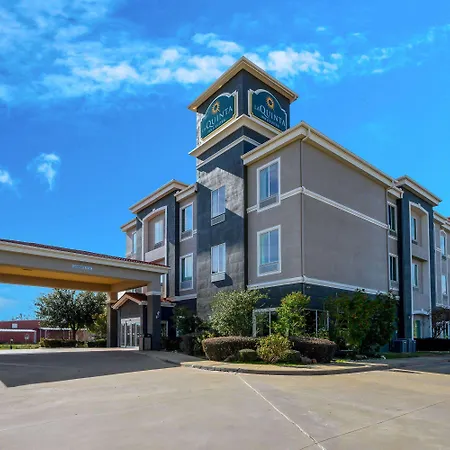 La Quinta By Wyndham Marshall